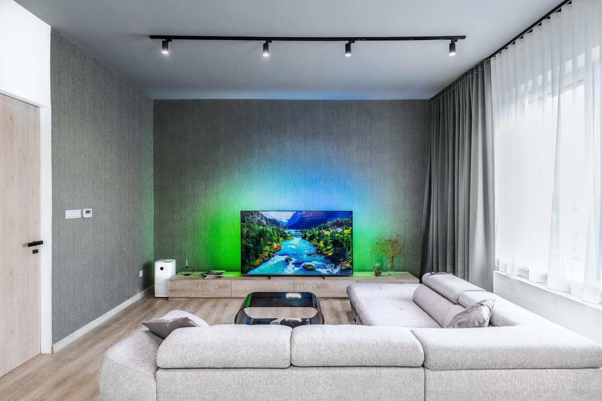 Chalupku - Luxurious Apartment 70M2 In Direct Centrum With Parking Included, Air-Conditioned, Balcony, Quiet Sleep, Best In Town Banská Bystrica Buitenkant foto